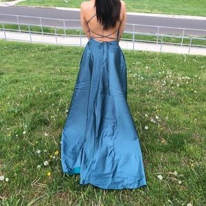 Blue prom dress with pockets